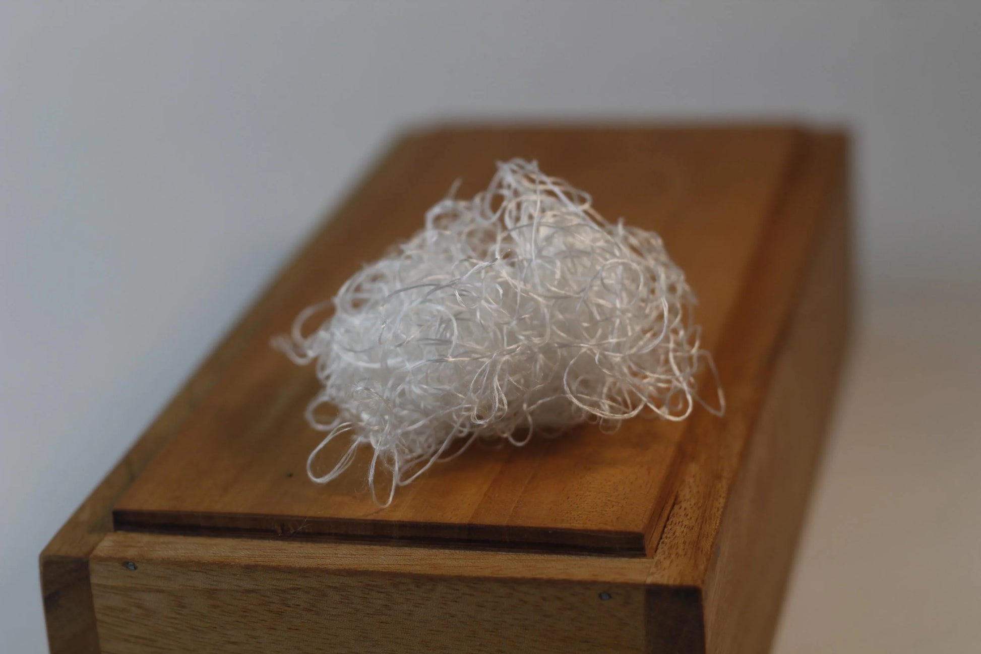 comparison calligraphy strokes with and without silk likka thread