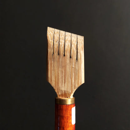 packaging and accessories included with celi pen